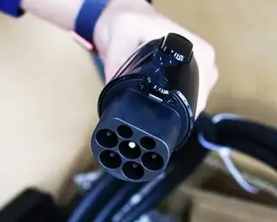 Зарядный штепсель