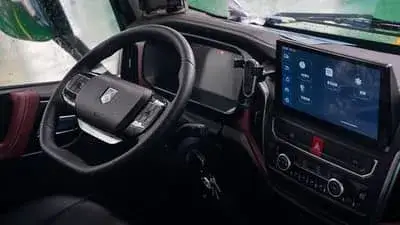 Руль и приборная панель